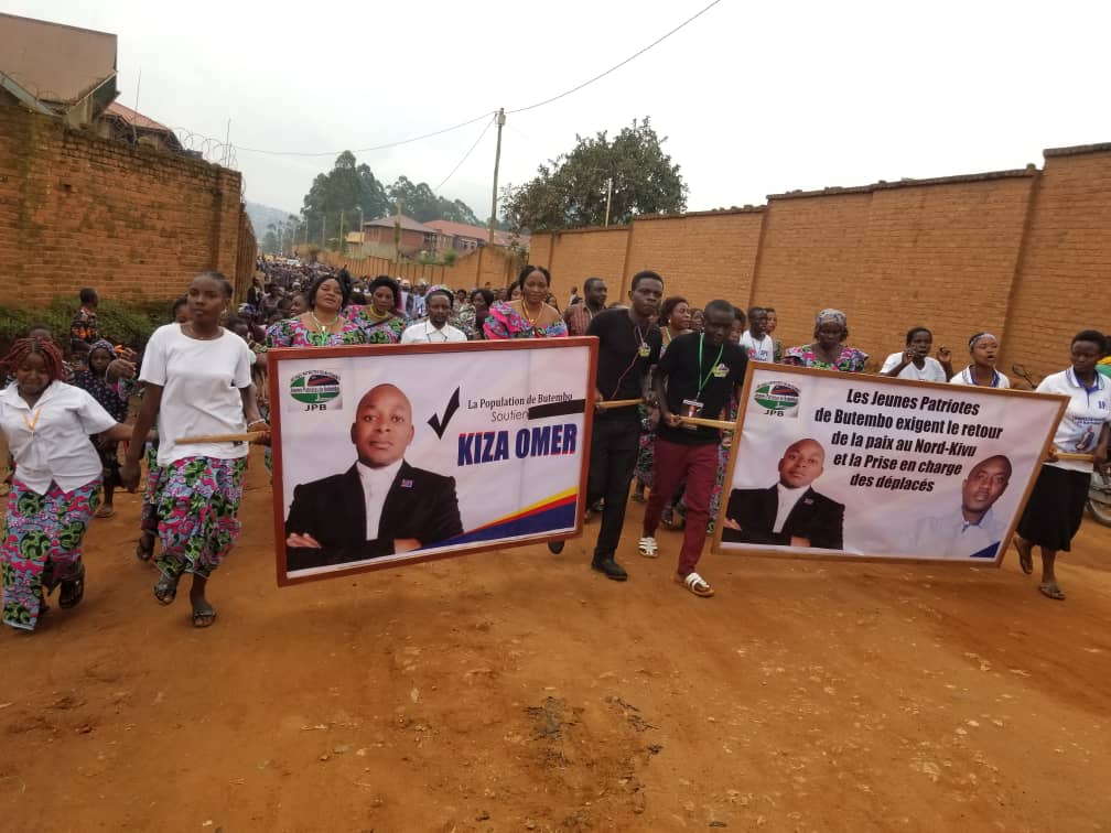 Butembo: journée du 8 Mars des milliers des femmes manifestent leur attachement et vœux de revoir Kasereka Kitsa Omer bourgmestre Honoraire de Bulengera