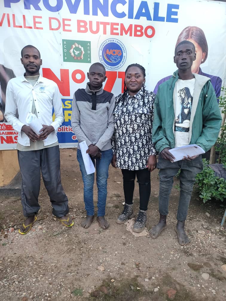 Butembo : l’ingénieur MASIKA MAGHULU Arlette libère 3 innocents après 6 mois de détention à la prison de KAKWANGURA